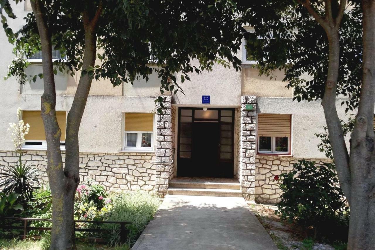 PUY Apartment Romina מראה חיצוני תמונה