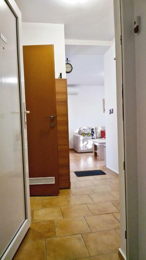 PUY Apartment Romina מראה חיצוני תמונה